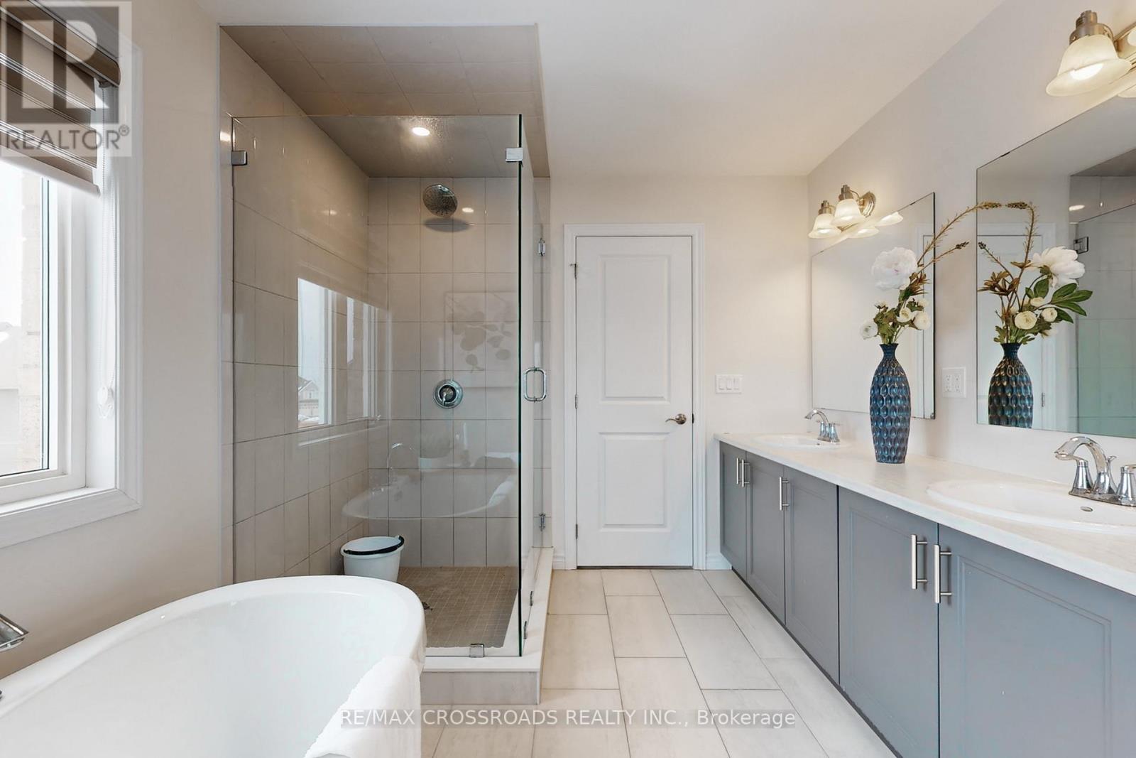 243 O'neil Street, Peterborough, Ontario  K9K 0H8 - Photo 27 - X12854008