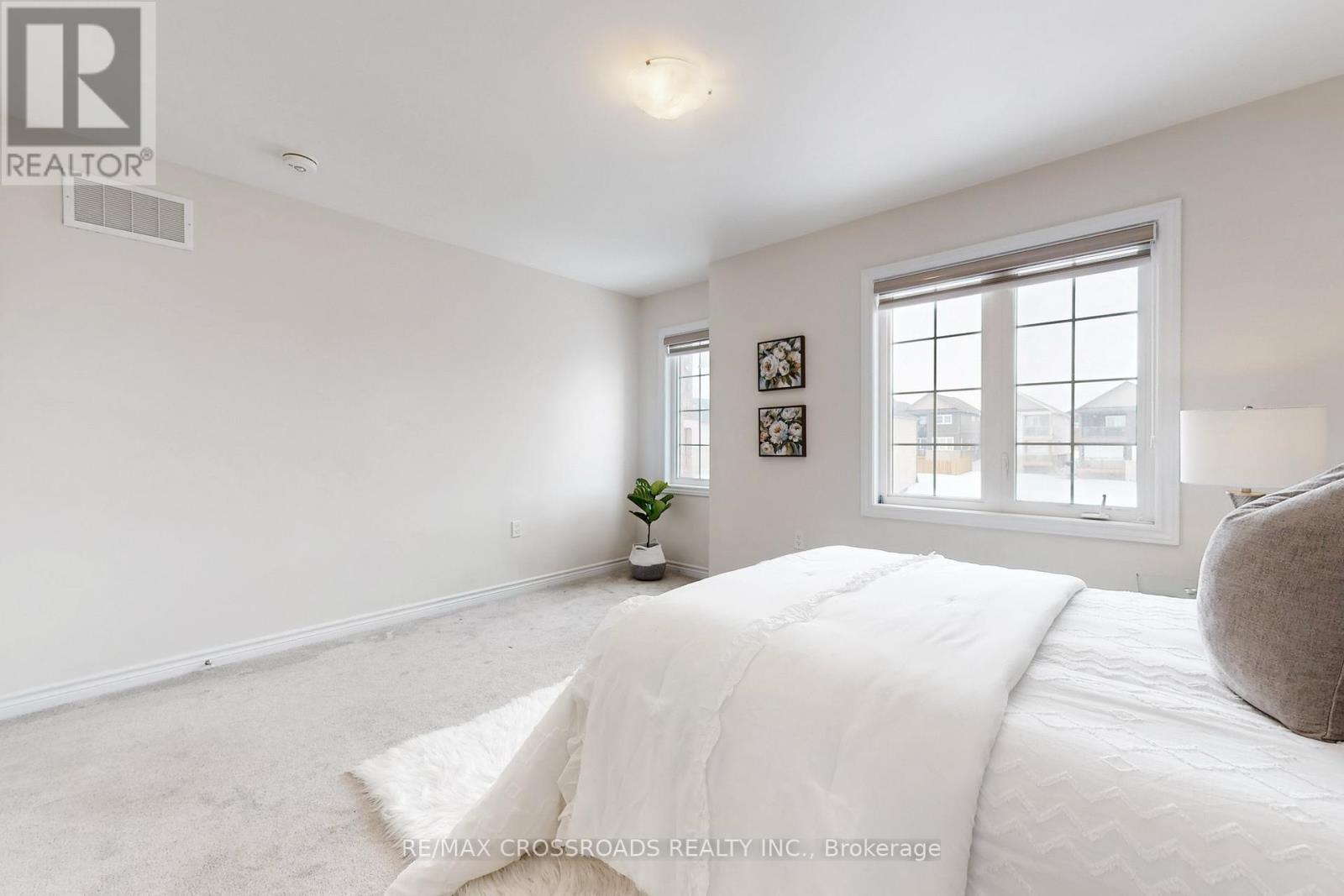 243 O'neil Street, Peterborough, Ontario  K9K 0H8 - Photo 36 - X12854008