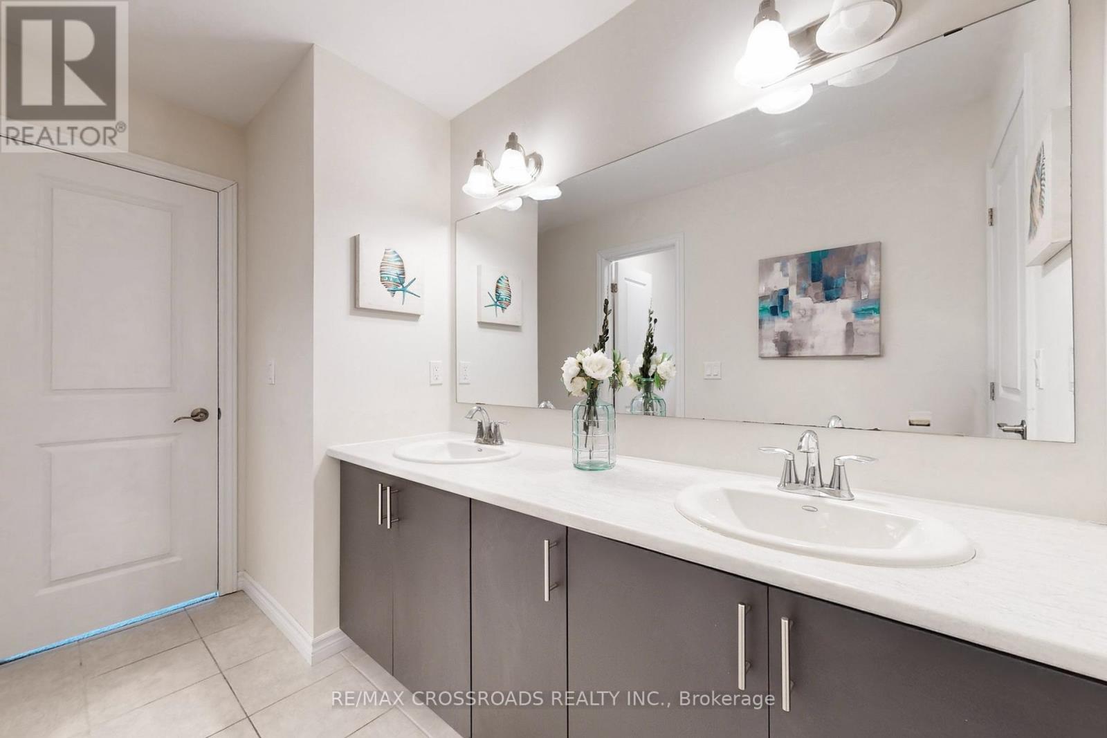 243 O'neil Street, Peterborough, Ontario  K9K 0H8 - Photo 39 - X12854008