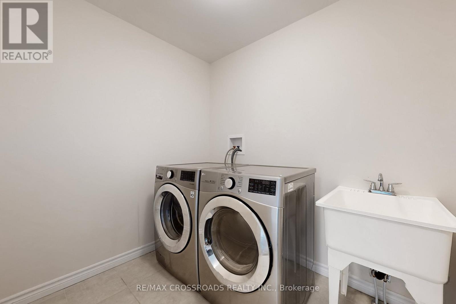 243 O'neil Street, Peterborough, Ontario  K9K 0H8 - Photo 42 - X12854008