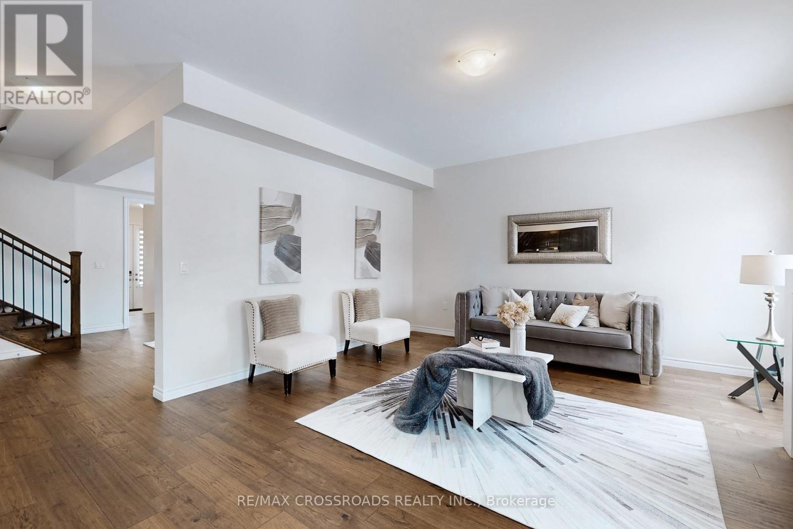 243 O'neil Street, Peterborough, Ontario  K9K 0H8 - Photo 5 - X12854008