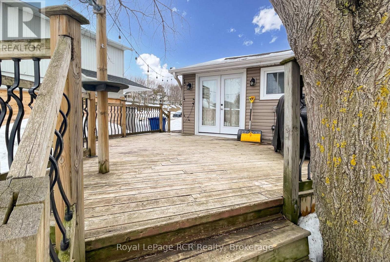 707 Queen Street, West Grey, Ontario  N0G 2M0 - Photo 29 - X12860160