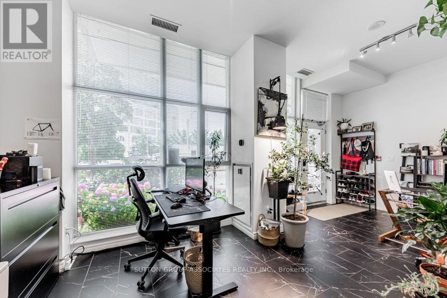 110 - 618 A Fleet Street, Toronto, Ontario  M5V 1A8 - Photo 3 - C12860180