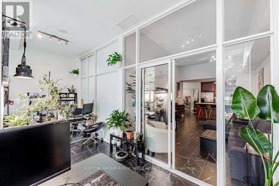 110 - 618 A Fleet Street, Toronto, Ontario  M5V 1A8 - Photo 4 - C12860180