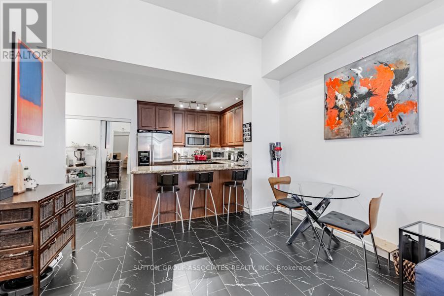 110 - 618 A Fleet Street, Toronto, Ontario  M5V 1A8 - Photo 8 - C12860180