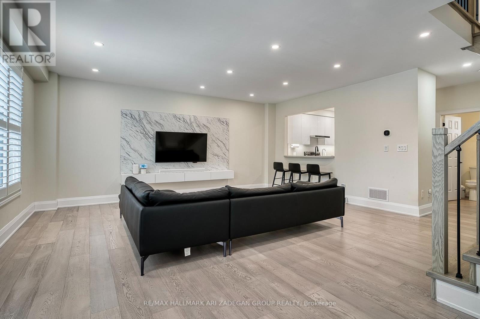 38 Orchid Road, Markham, Ontario  L3T 7T6 - Photo 13 - N12860146