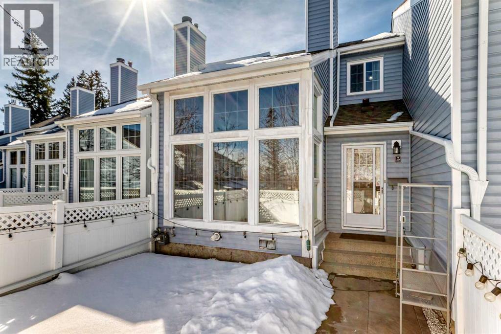 29, 28 Berwick Crescent NW, calgary, Alberta