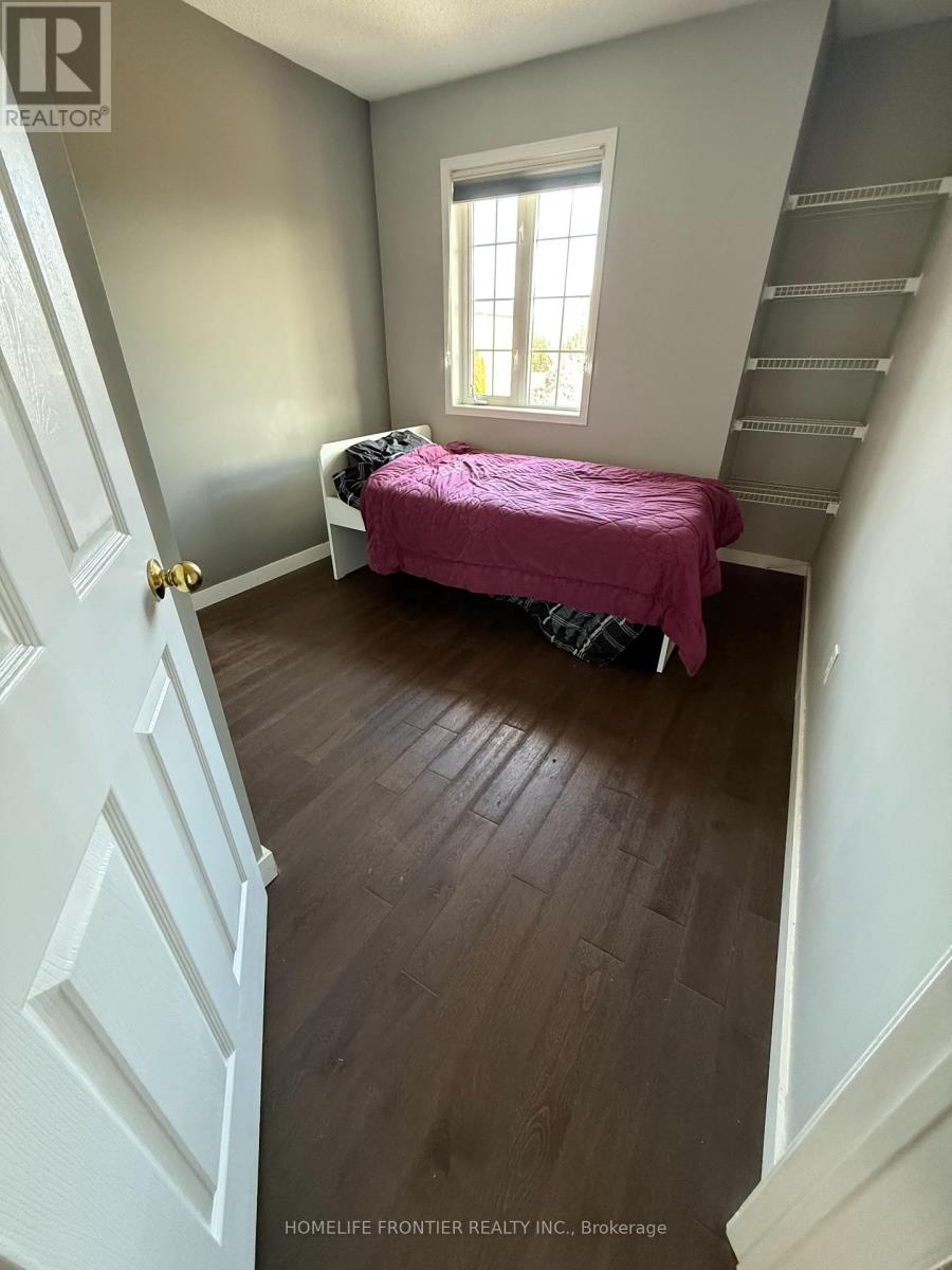 2494 Gill Crescent, Oakville, Ontario  L6H 6P4 - Photo 8 - W12849192