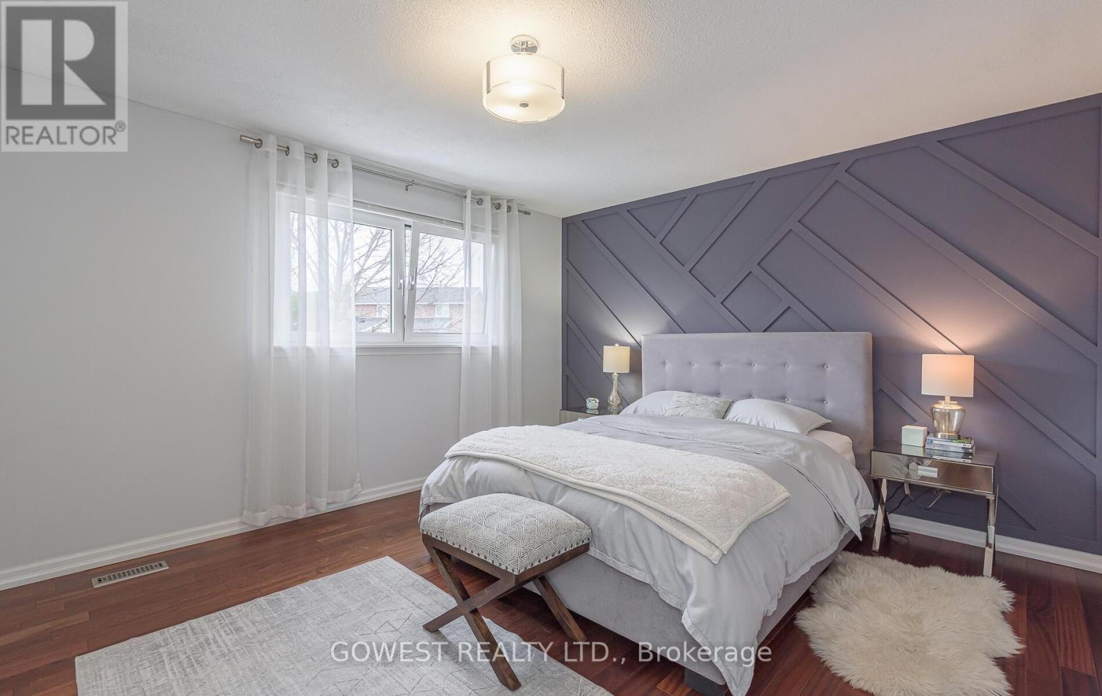 1057 Franklin Court, Oakville, Ontario  L6H 2T5 - Photo 18 - W12860164