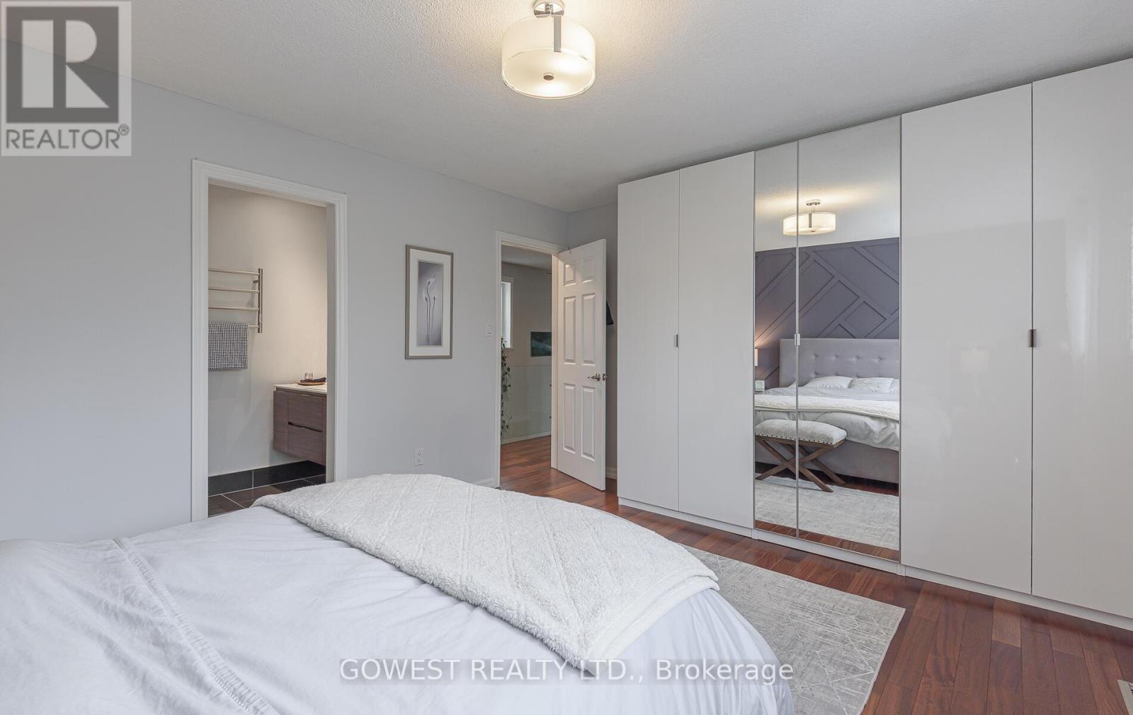 1057 Franklin Court, Oakville, Ontario  L6H 2T5 - Photo 20 - W12860164