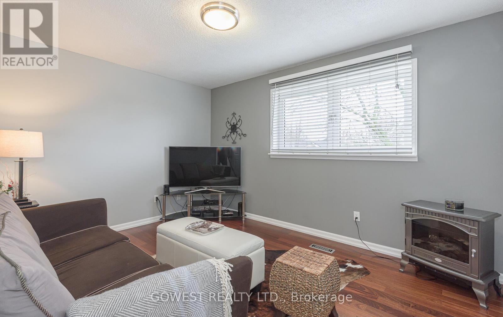 1057 Franklin Court, Oakville, Ontario  L6H 2T5 - Photo 27 - W12860164