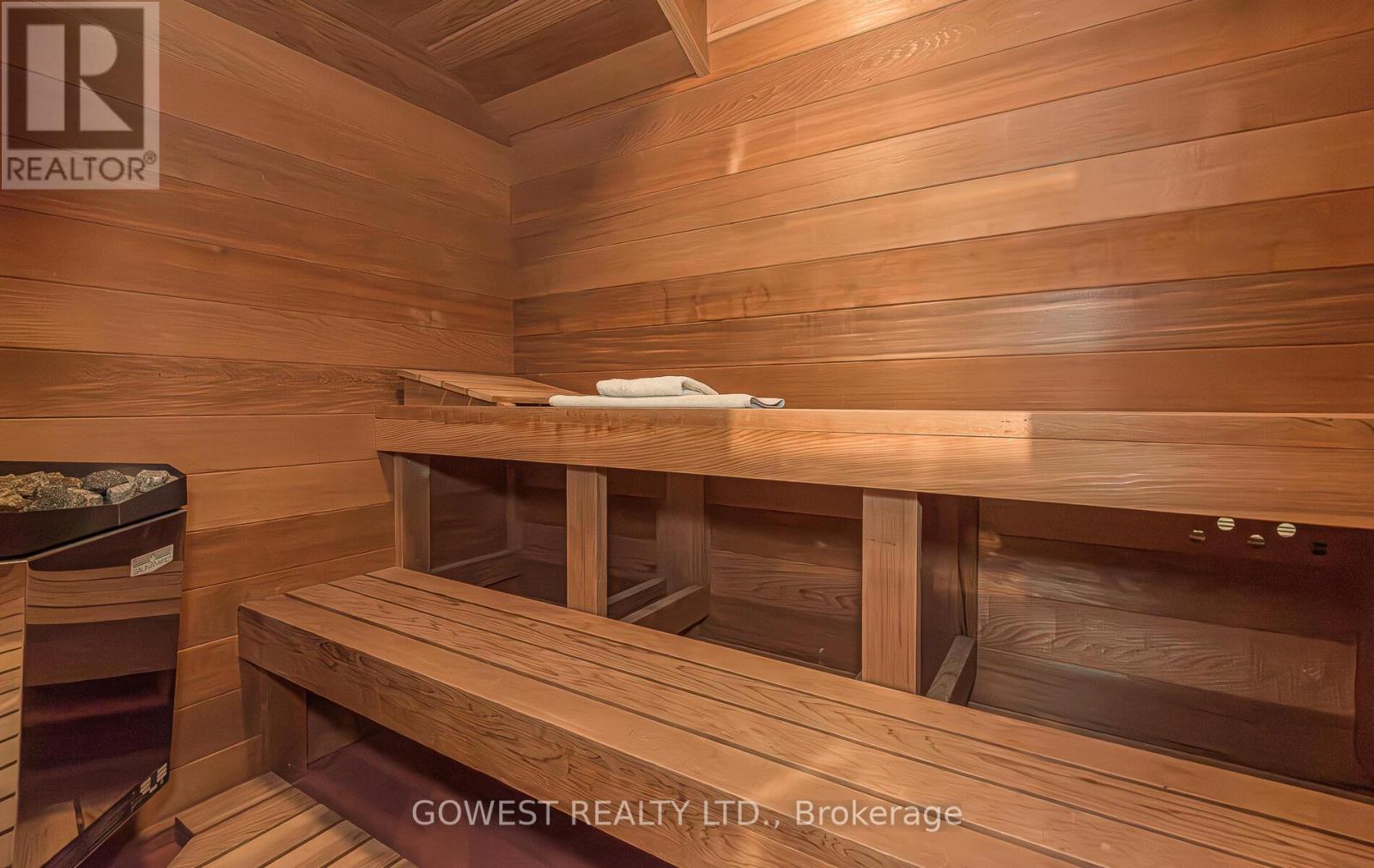 1057 Franklin Court, Oakville, Ontario  L6H 2T5 - Photo 34 - W12860164