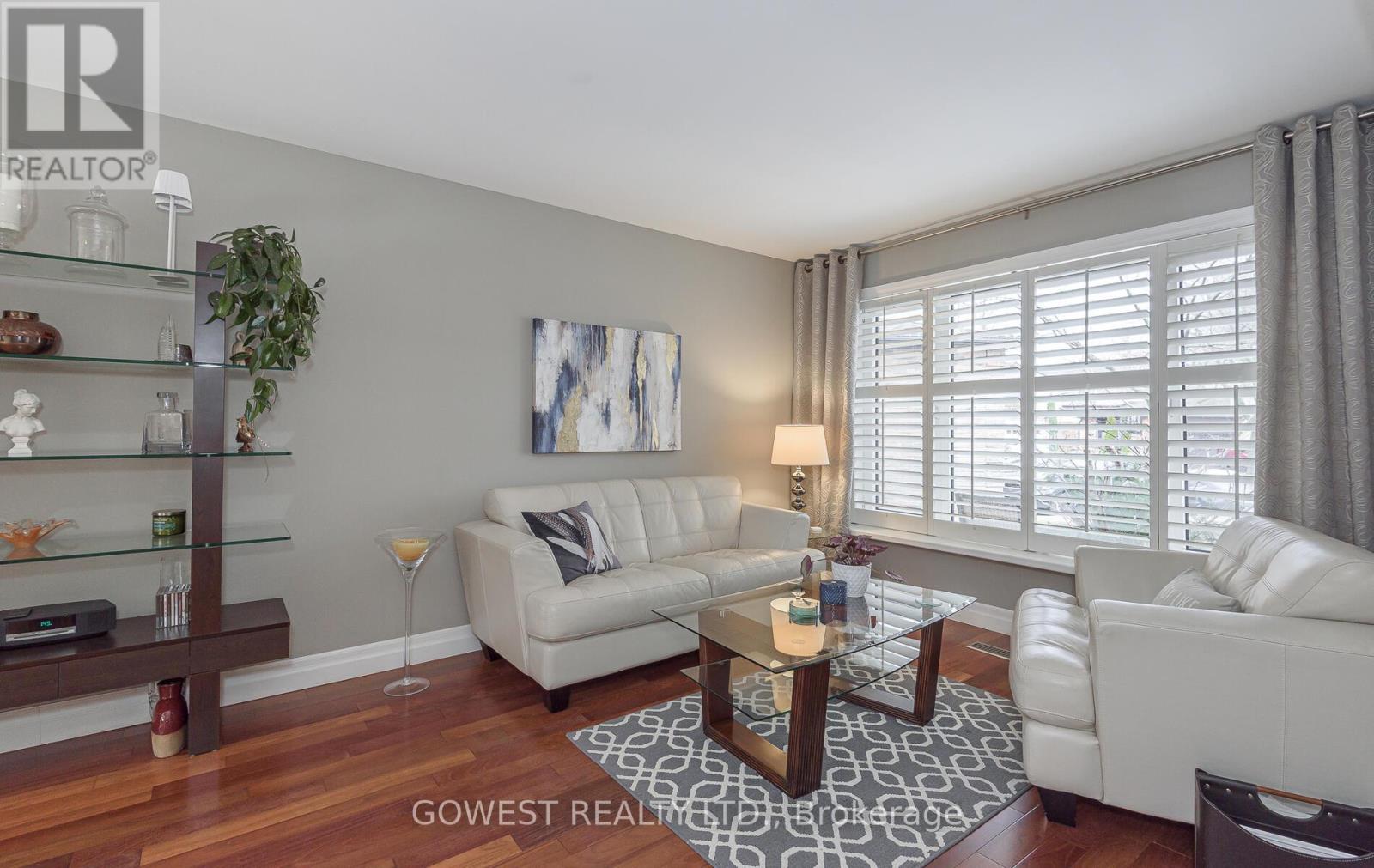 1057 Franklin Court, Oakville, Ontario  L6H 2T5 - Photo 7 - W12860164