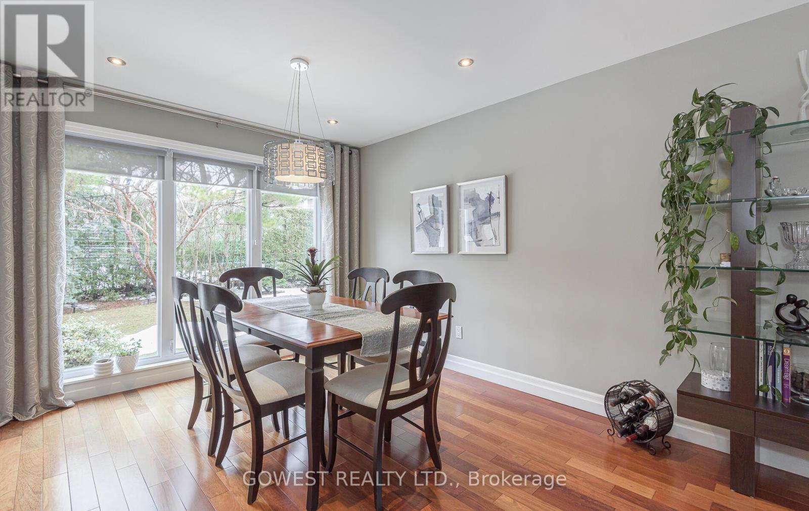 1057 Franklin Court, Oakville, Ontario  L6H 2T5 - Photo 9 - W12860164