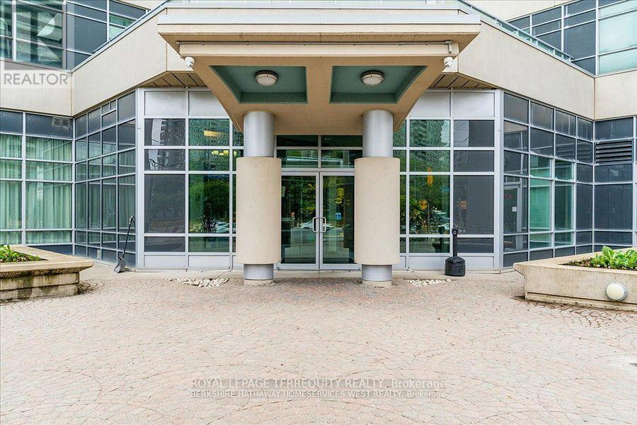 1104 - 1 Elm Drive W, Mississauga, Ontario  L5B 4M1 - Photo 30 - W12860170