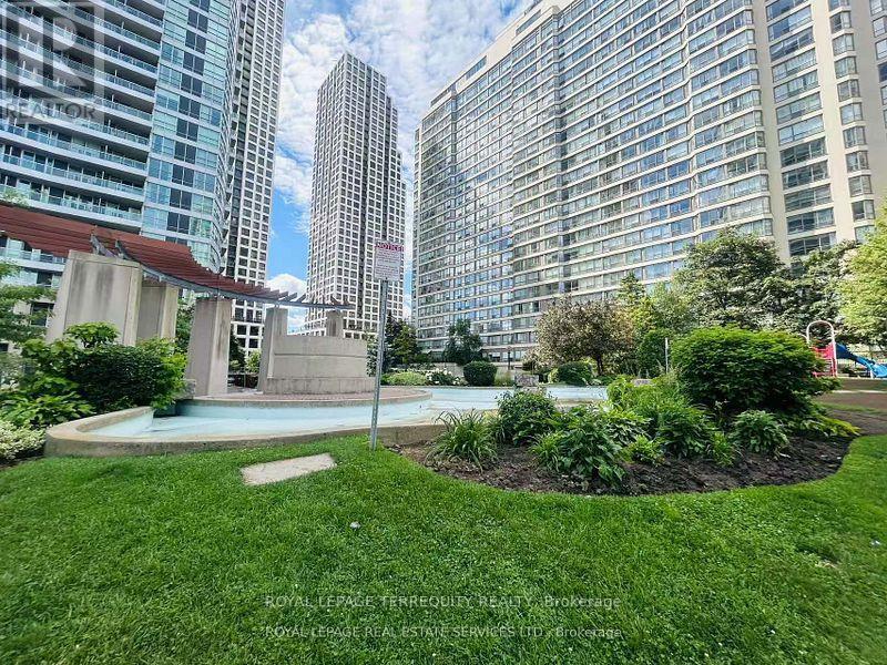 1104 - 1 Elm Drive W, Mississauga, Ontario  L5B 4M1 - Photo 46 - W12860170