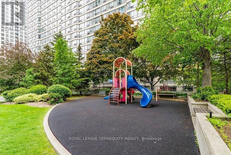 1104 - 1 Elm Drive W, Mississauga, Ontario  L5B 4M1 - Photo 47 - W12860170