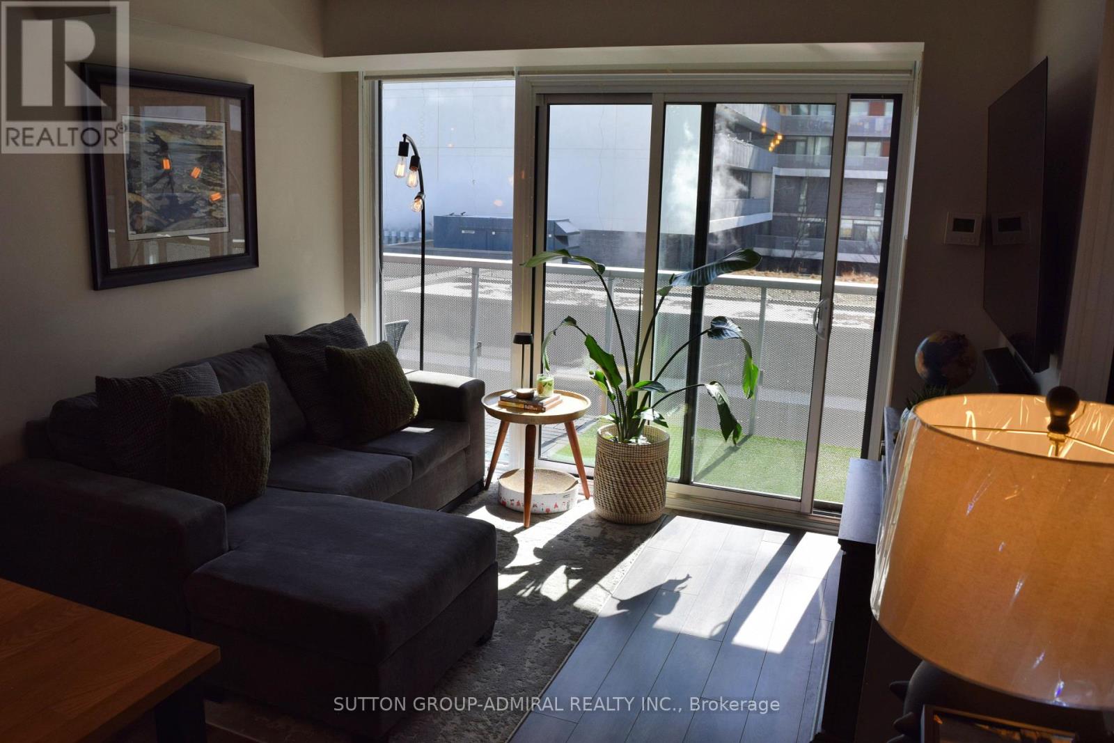 #402 - 160 Flemington Road, Toronto, Ontario  M6A 0A9 - Photo 16 - W12860190