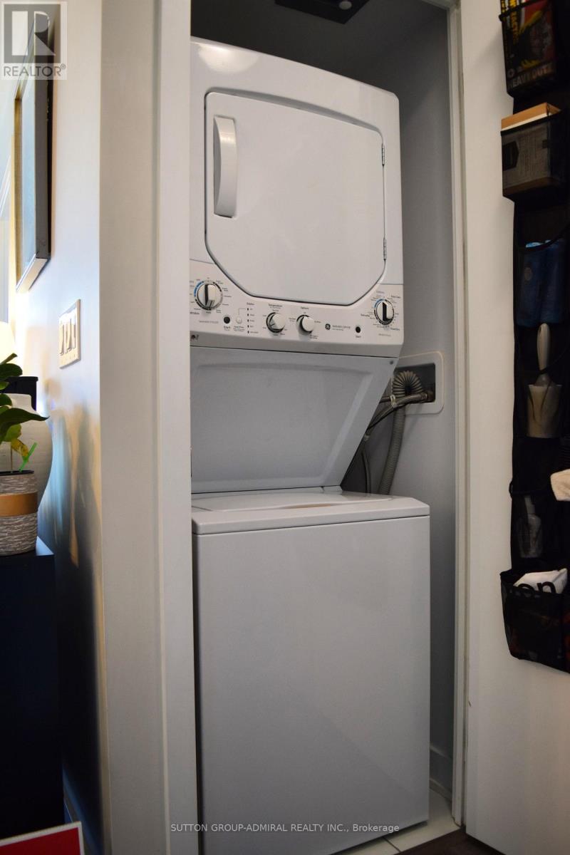 #402 - 160 Flemington Road, Toronto, Ontario  M6A 0A9 - Photo 22 - W12860190