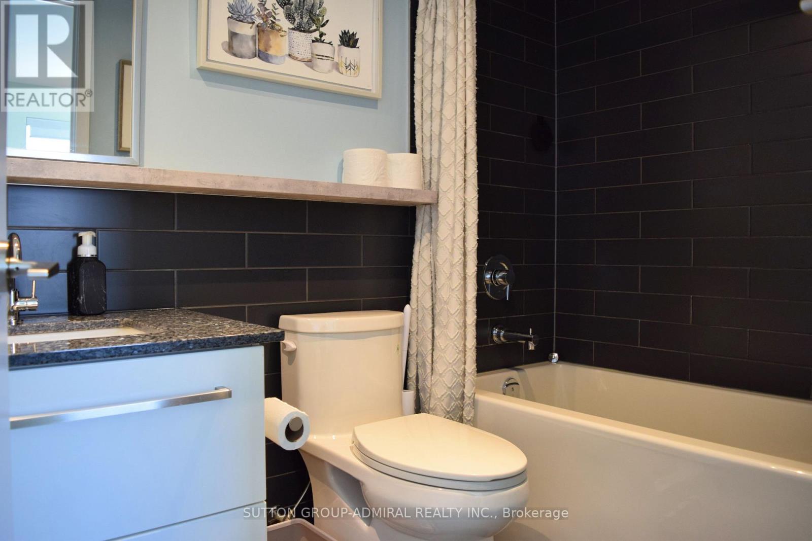 #402 - 160 Flemington Road, Toronto, Ontario  M6A 0A9 - Photo 26 - W12860190