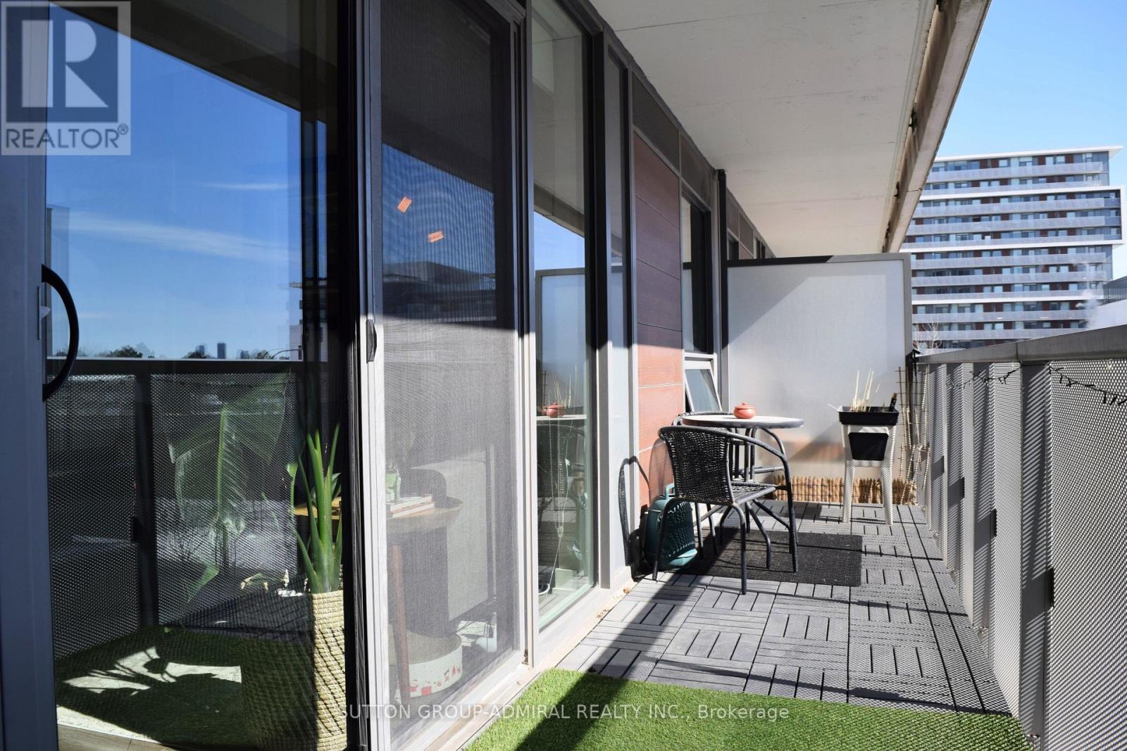 #402 - 160 Flemington Road, Toronto, Ontario  M6A 0A9 - Photo 29 - W12860190