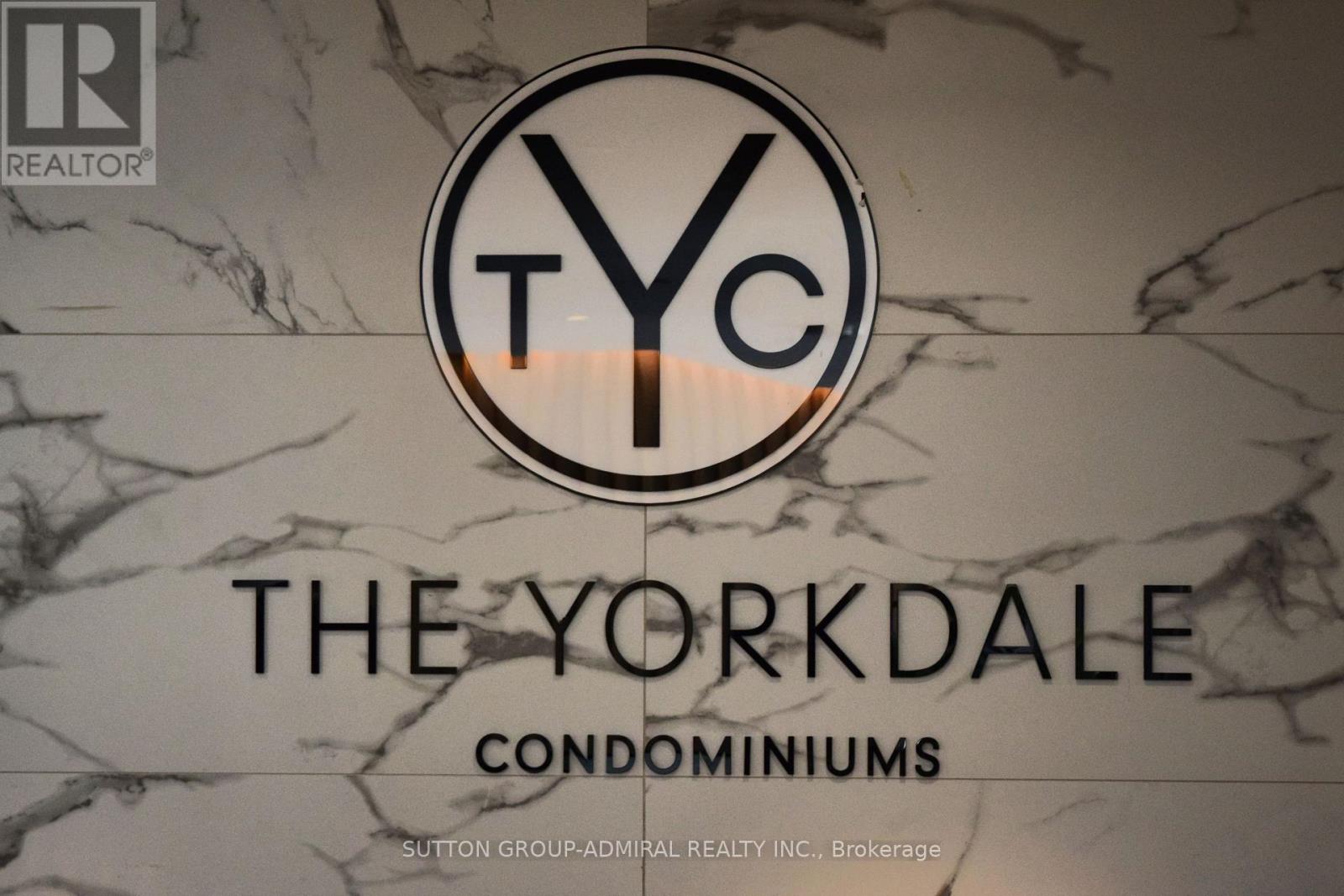 #402 - 160 Flemington Road, Toronto, Ontario  M6A 0A9 - Photo 3 - W12860190