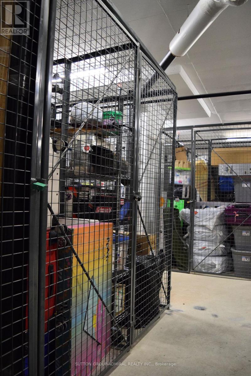 #402 - 160 Flemington Road, Toronto, Ontario  M6A 0A9 - Photo 34 - W12860190