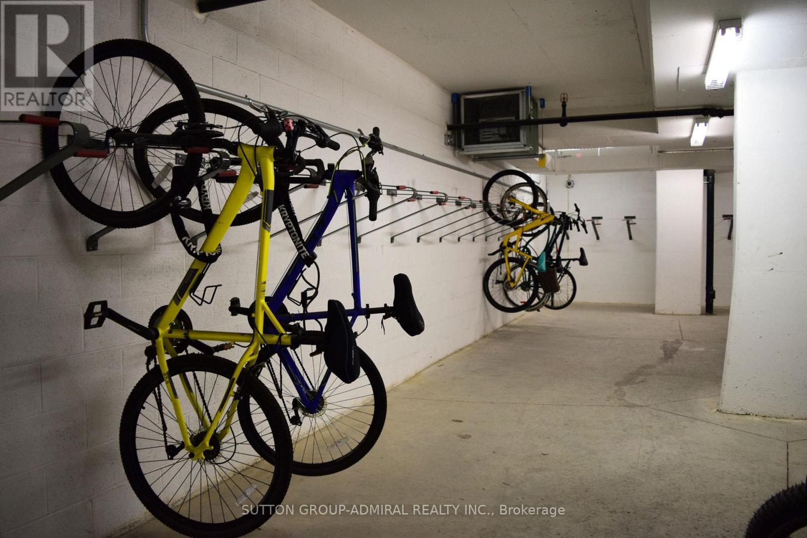 #402 - 160 Flemington Road, Toronto, Ontario  M6A 0A9 - Photo 36 - W12860190