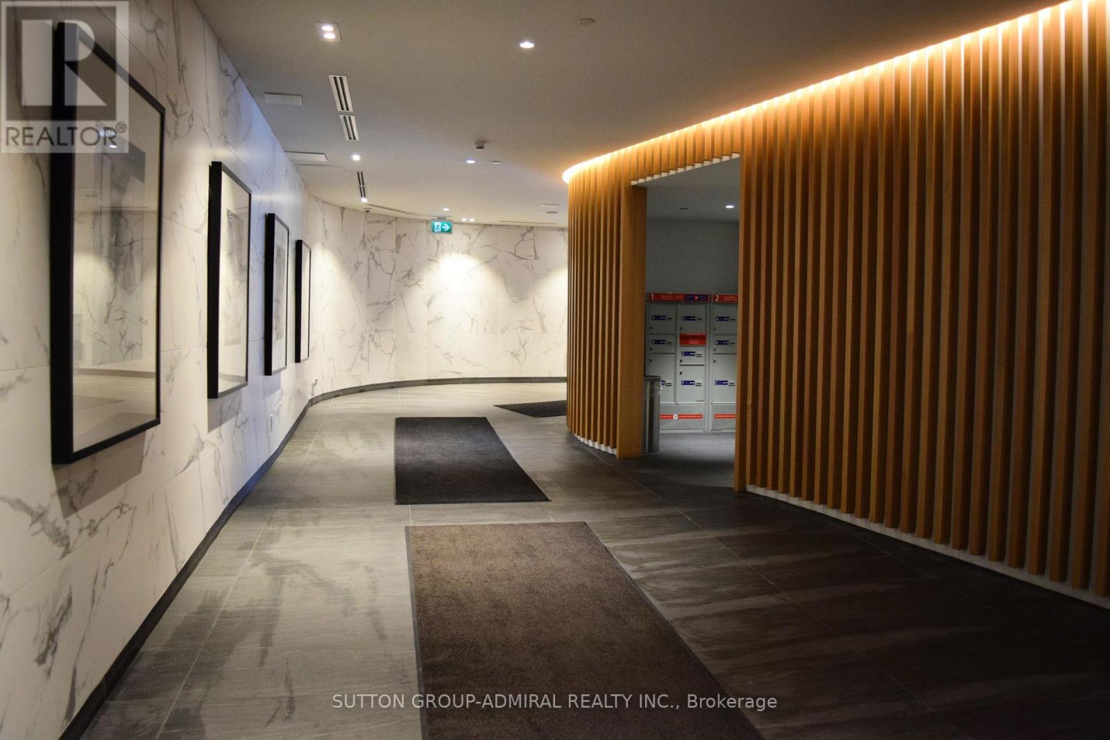 #402 - 160 Flemington Road, Toronto, Ontario  M6A 0A9 - Photo 6 - W12860190