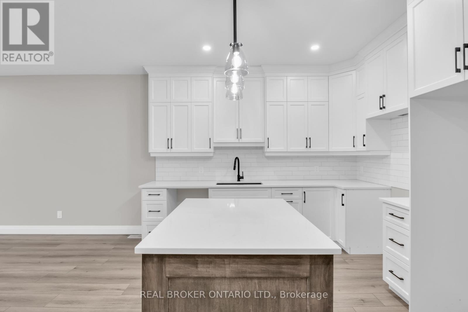 26 - 29 Weymouth Street, Woolwich, Ontario  N3B 0G3 - Photo 12 - X12860148