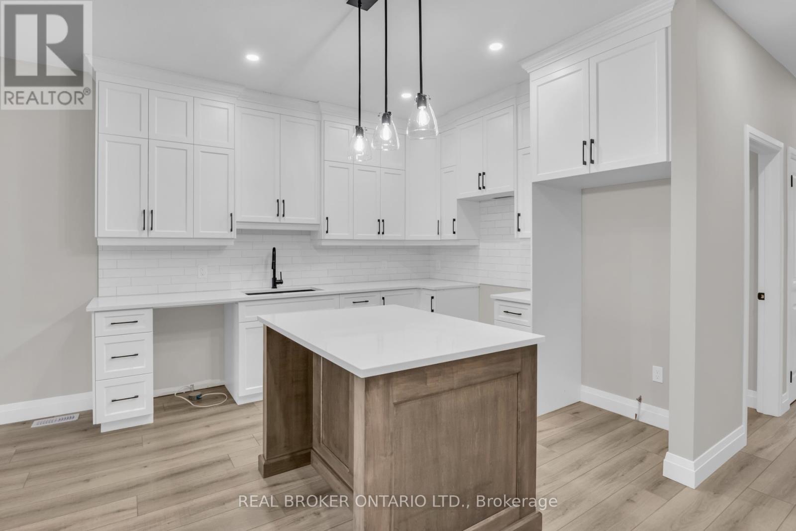 26 - 29 Weymouth Street, Woolwich, Ontario  N3B 0G3 - Photo 13 - X12860148