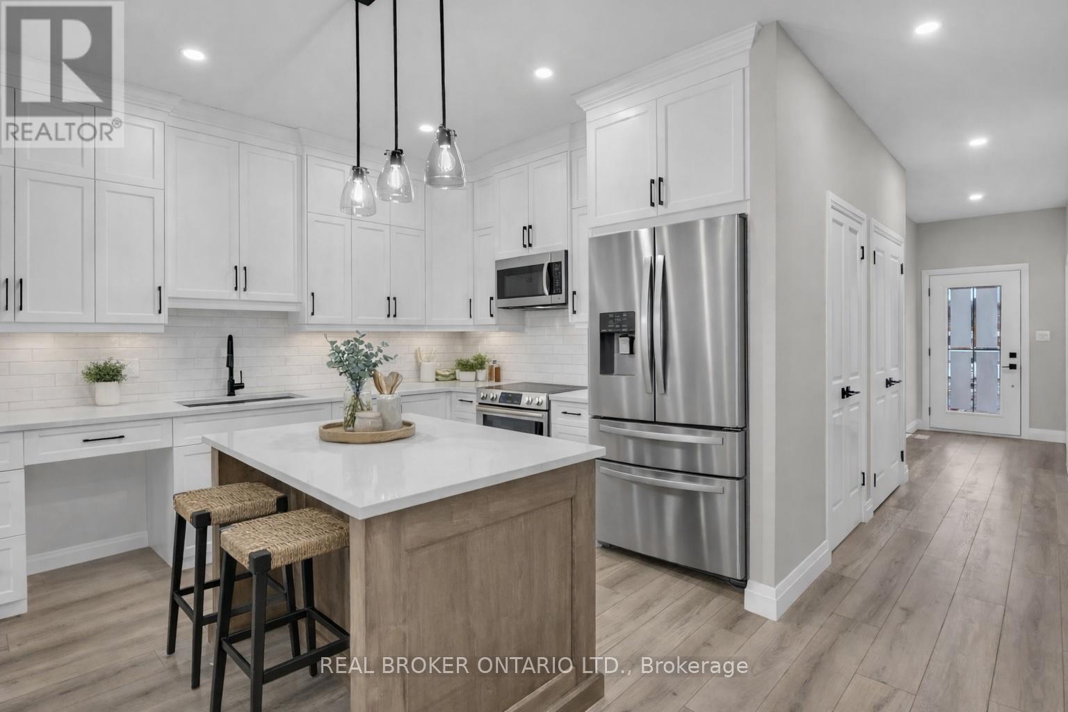 26 - 29 Weymouth Street, Woolwich, Ontario  N3B 0G3 - Photo 4 - X12860148