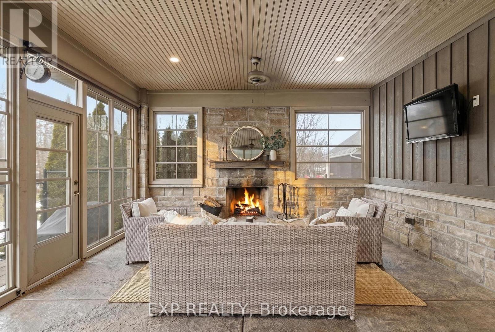 46 Woodbine Drive, Brant, Ontario  N0E 1K0 - Photo 34 - X12860182