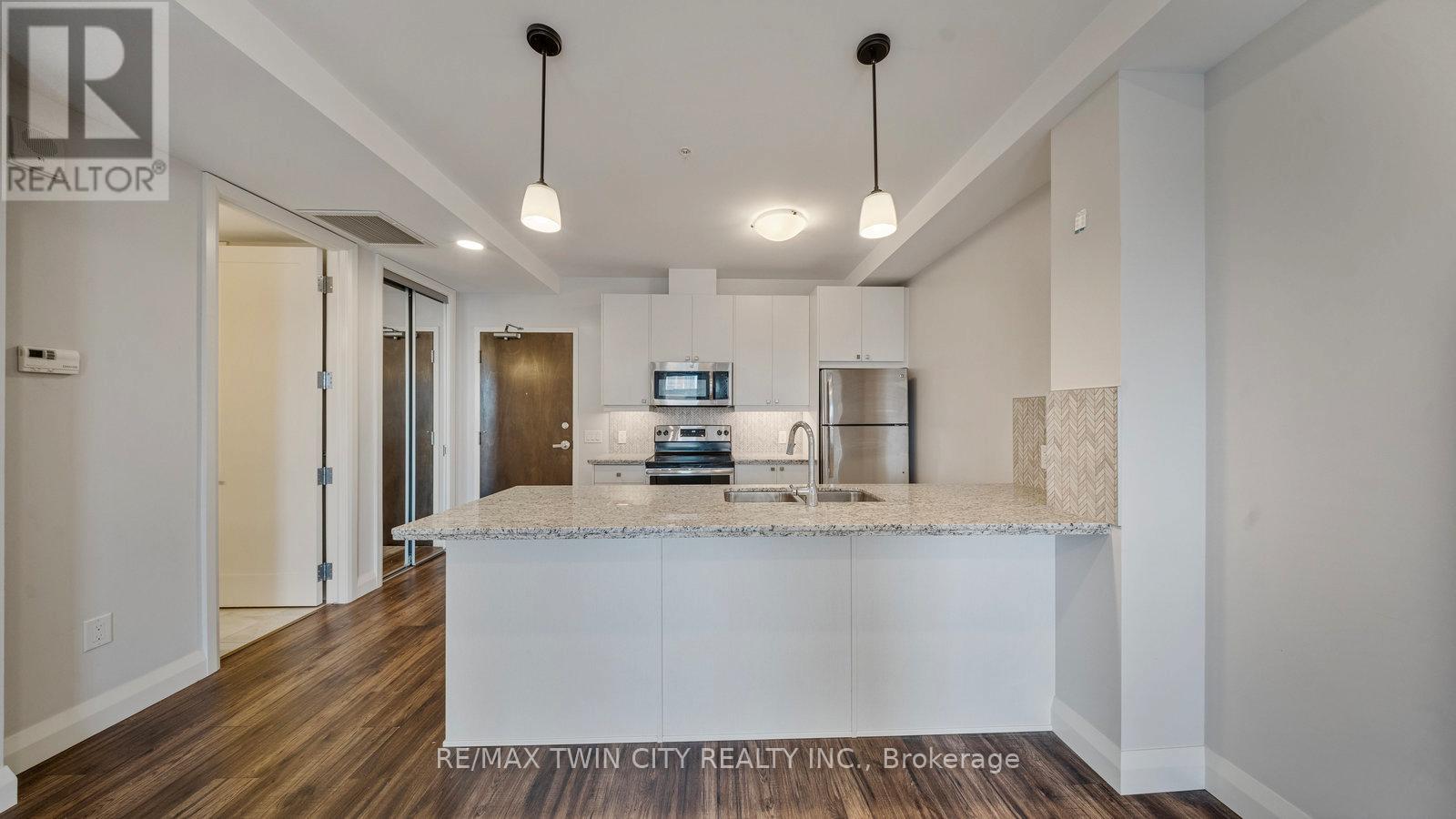 520 - 118 King Street E, Hamilton, Ontario  L8N 0A9 - Photo 13 - X12860222