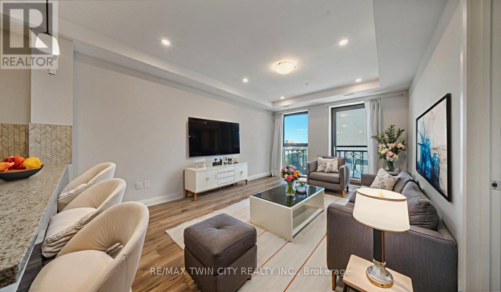 520 - 118 King Street E, Hamilton, Ontario  L8N 0A9 - Photo 16 - X12860222