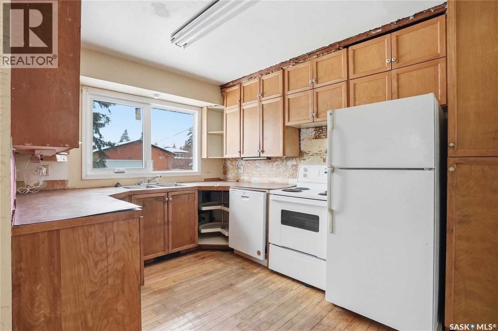 2810 Calder Avenue, Saskatoon, Saskatchewan  S7J 1W1 - Photo 11 - SK029945