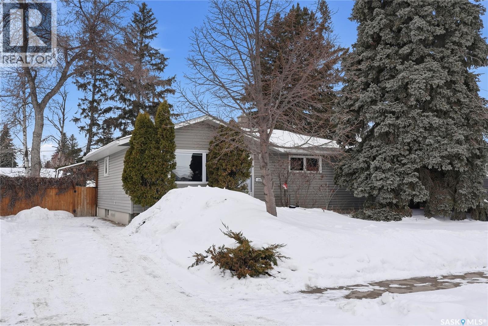 2810 Calder Avenue, Saskatoon, Saskatchewan  S7J 1W1 - Photo 2 - SK029945