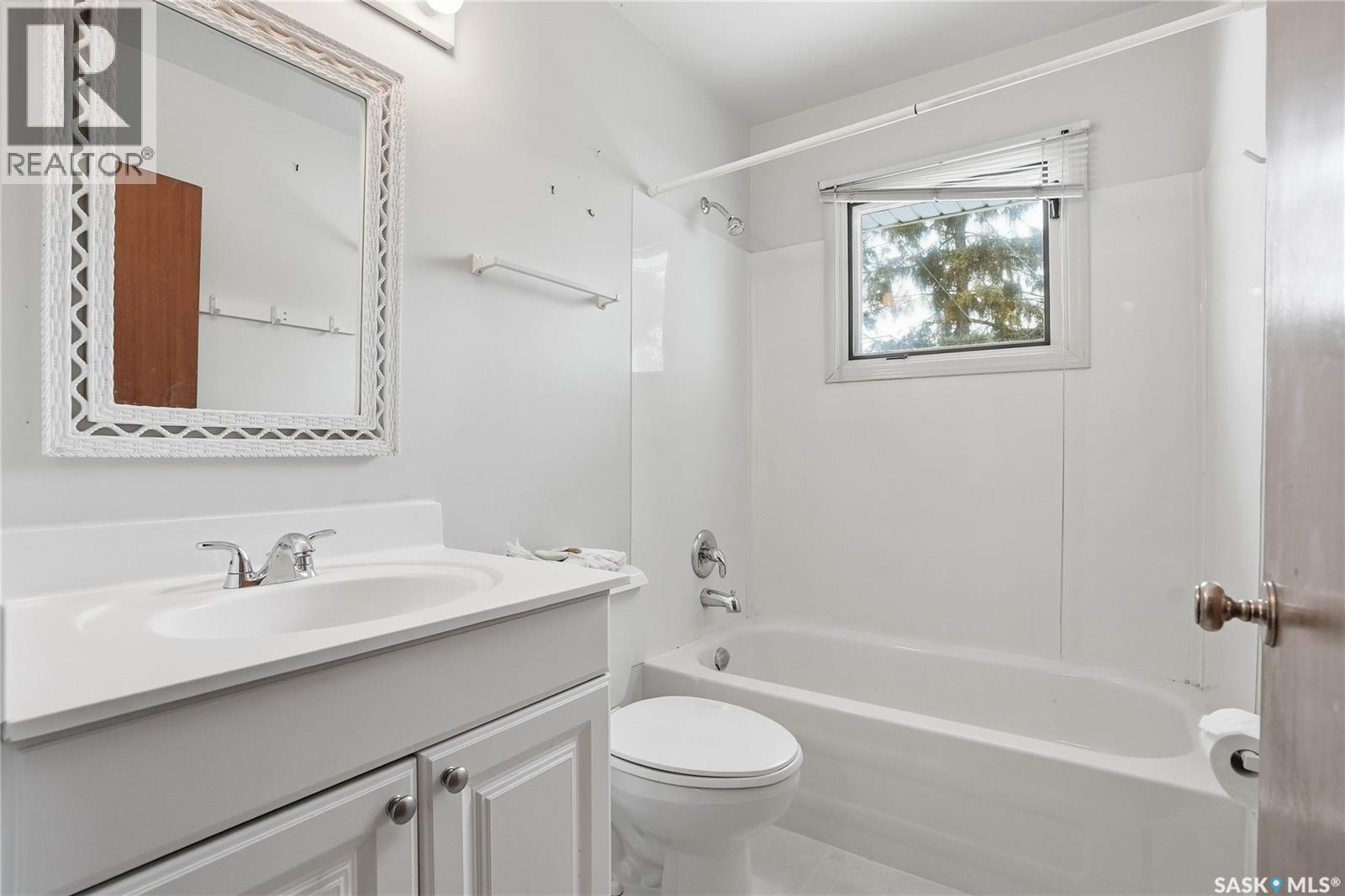 2810 Calder Avenue, Saskatoon, Saskatchewan  S7J 1W1 - Photo 21 - SK029945