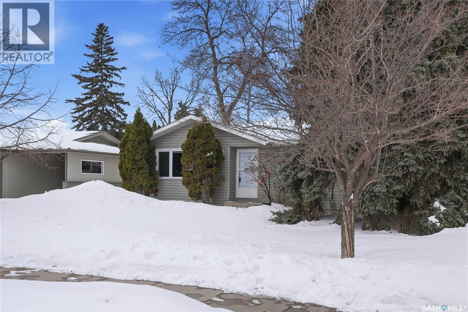 2810 Calder Avenue, Saskatoon, Saskatchewan  S7J 1W1 - Photo 3 - SK029945