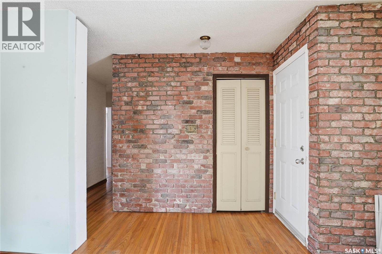 2810 Calder Avenue, Saskatoon, Saskatchewan  S7J 1W1 - Photo 8 - SK029945