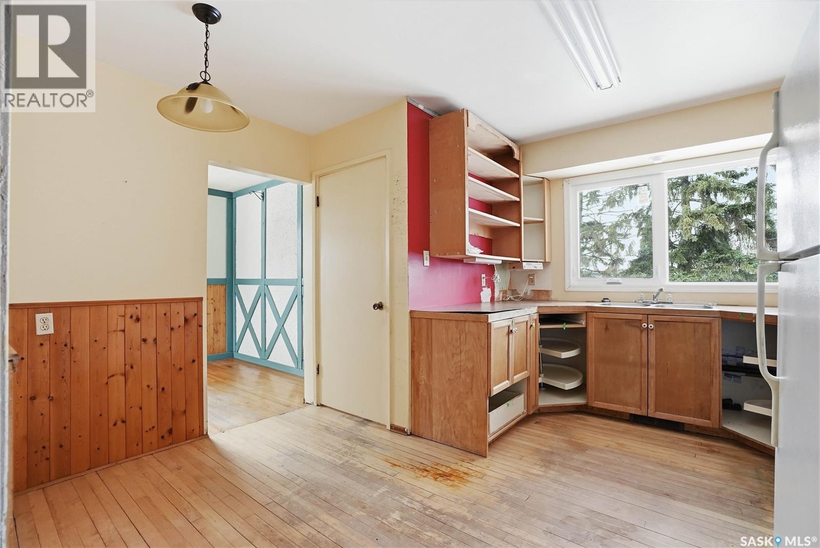 2810 Calder Avenue, Saskatoon, Saskatchewan  S7J 1W1 - Photo 9 - SK029945