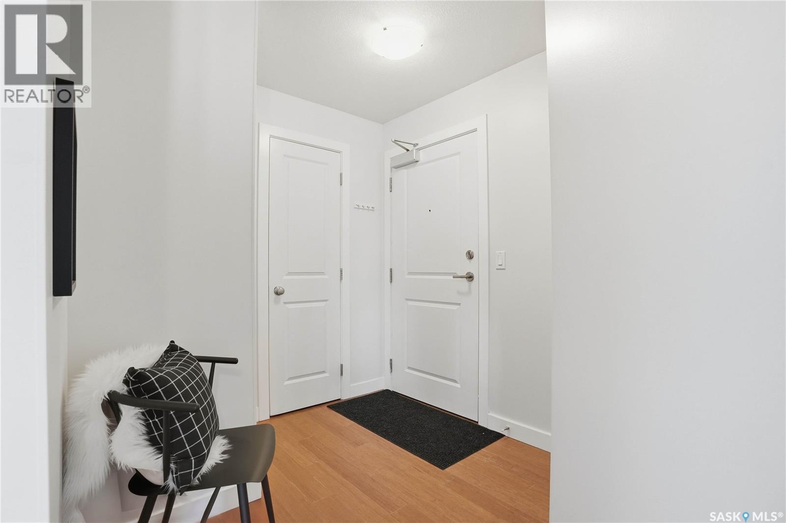 210c 415 Hunter Road, Saskatoon, Saskatchewan  S7T 0J9 - Photo 2 - SK029941