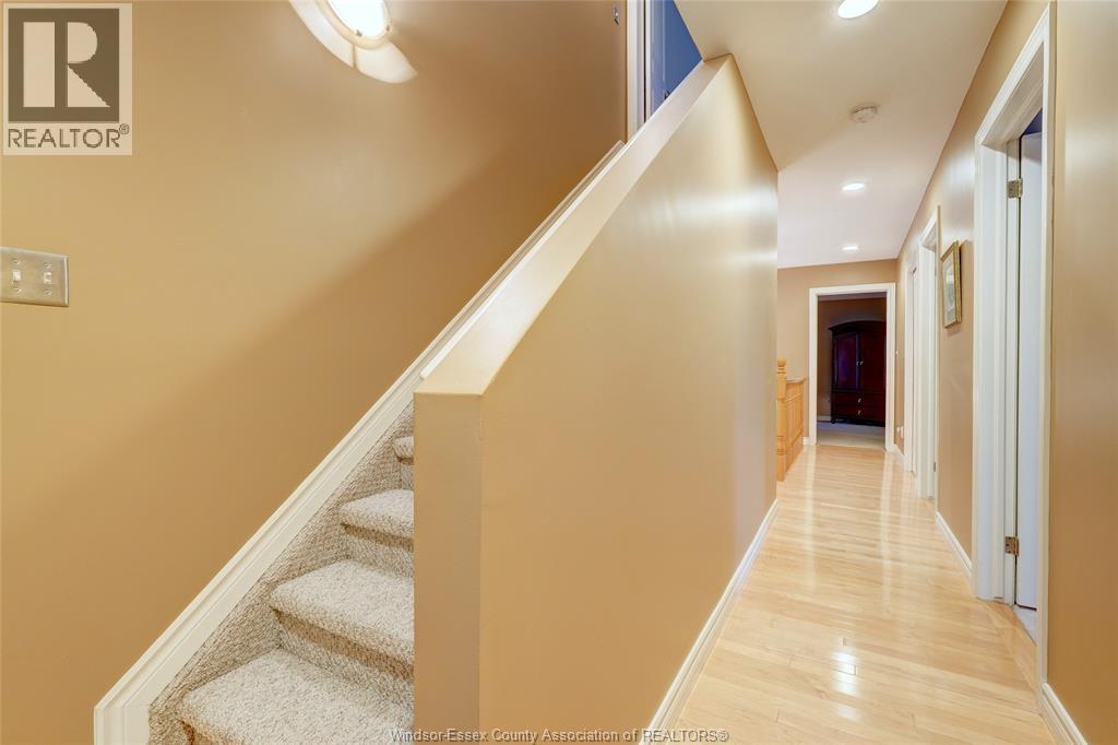 2230 Suzanne, Lasalle, Ontario  N9N 2K3 - Photo 32 - 26004825