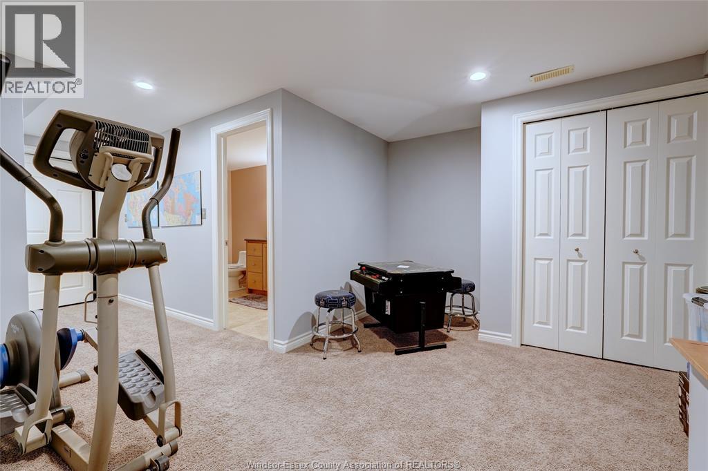 2230 Suzanne, Lasalle, Ontario  N9N 2K3 - Photo 38 - 26004825