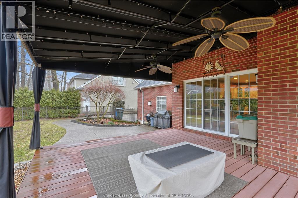 2230 Suzanne, Lasalle, Ontario  N9N 2K3 - Photo 44 - 26004825