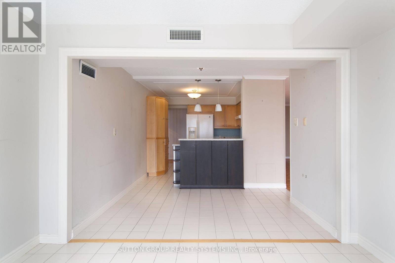 1411 - 1 Clark Avenue W, Vaughan (Crestwood-Springfarm-Yorkhill), Ontario  L4J 7Y6 - Photo 16 - N12828506