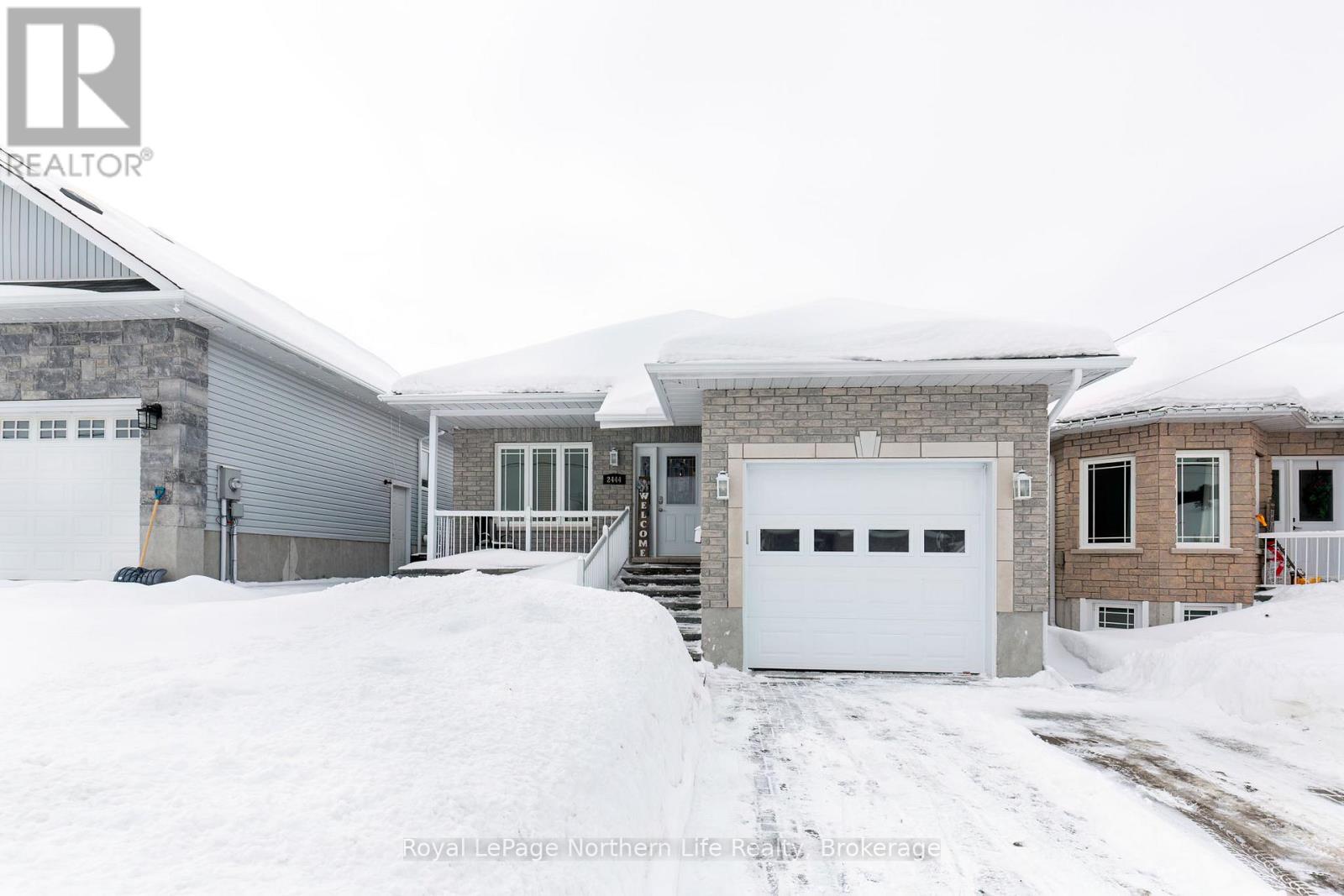 2444 CONNAUGHT AVENUE, North Bay, Ontario