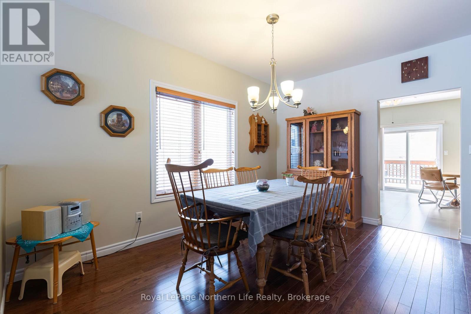 2444 Connaught Avenue, North Bay, Ontario  P1B 0C4 - Photo 11 - X12860318