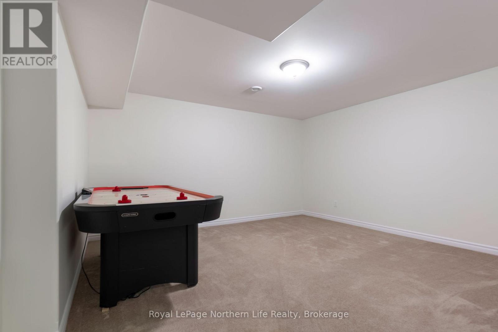 2444 Connaught Avenue, North Bay, Ontario  P1B 0C4 - Photo 31 - X12860318