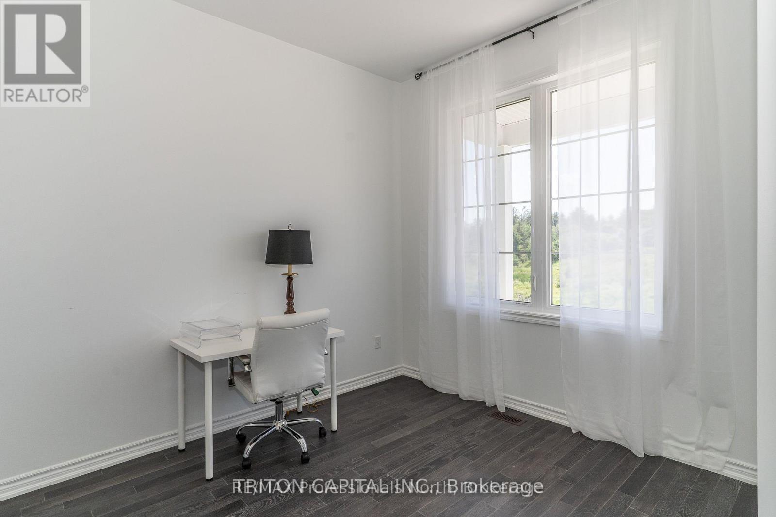 17 Turnberry Court, Bracebridge, Ontario  P1L 0N5 - Photo 15 - X12857454